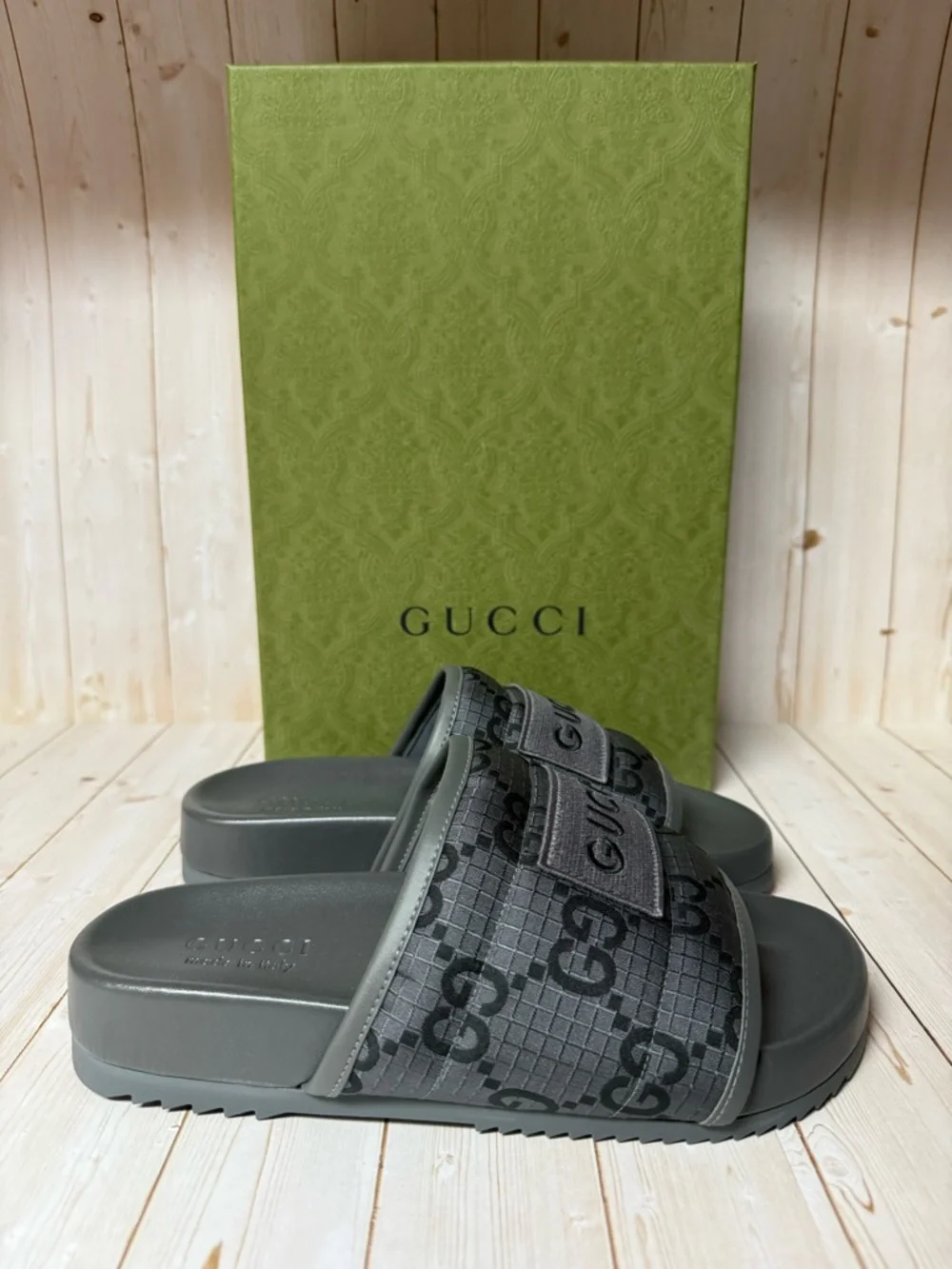 Gucci Ripstop GG Monogram Slide Sandals Grey/Black Sz 6G / 6.5US - Picture 3 of 11